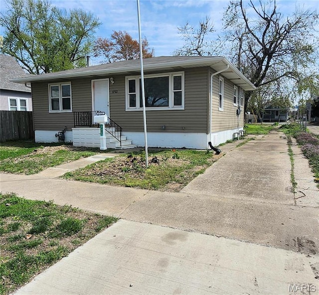 1712 Spruce St, Granite City, IL 62040 - photo 2
