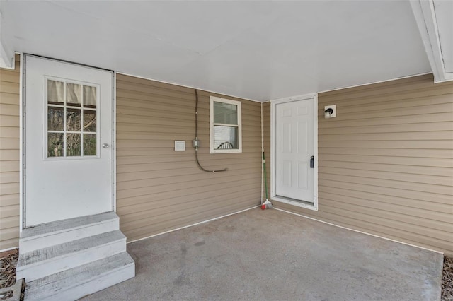 343 Del Vista Dr, Villa Ridge, MO 63089 - view of exterior entry with a patio