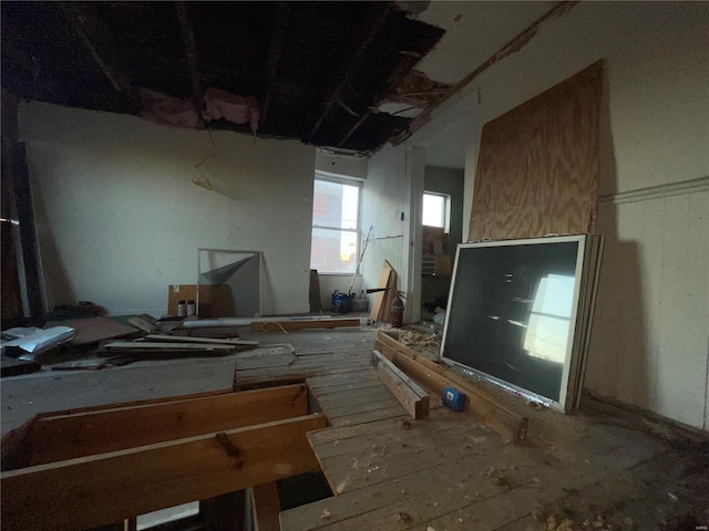 2242 Osage St, Saint Louis, MO 63118 - view of unfurnished living room
