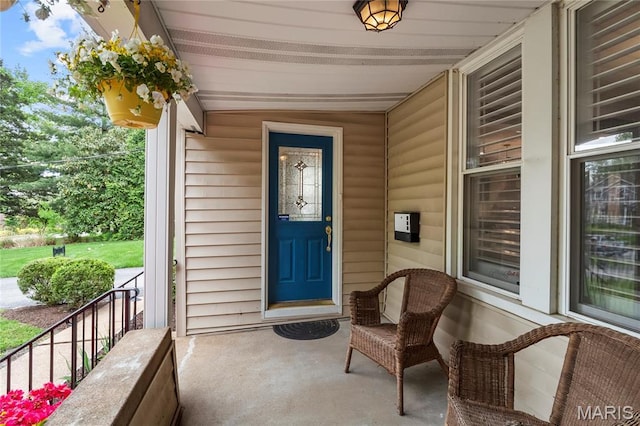 2521 High School Dr, Saint Louis, MO 63144 - entrance to property with a porch
