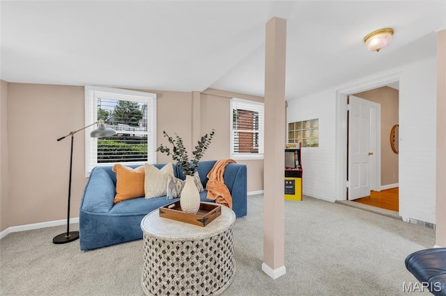 1010 Briarton Dr, Saint Louis, MO 63126 - carpeted living room featuring baseboards