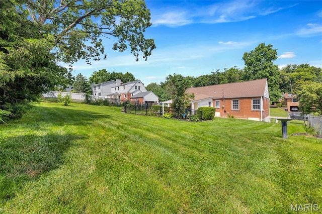 1010 Briarton Dr, Saint Louis, MO 63126 - view of yard