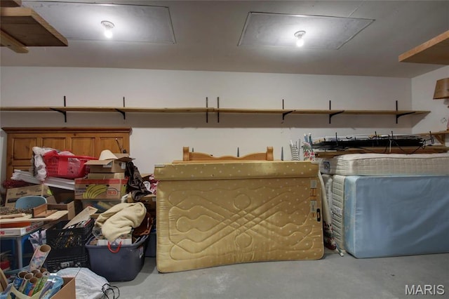 902 E Morgan St, Edina, MO 63537 - miscellaneous room with concrete flooring