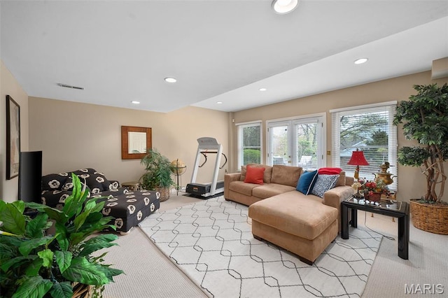 1114 Lockett Rd, Des Peres, MO 63131 - living area featuring light carpet and recessed lighting