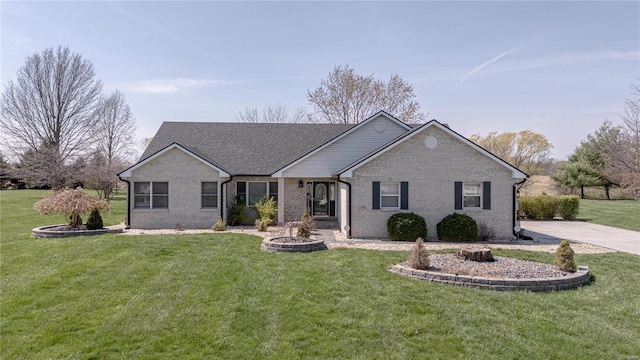 566 Berkshire Dr, Troy, IL 62294 - single story home featuring a front lawn and brick siding