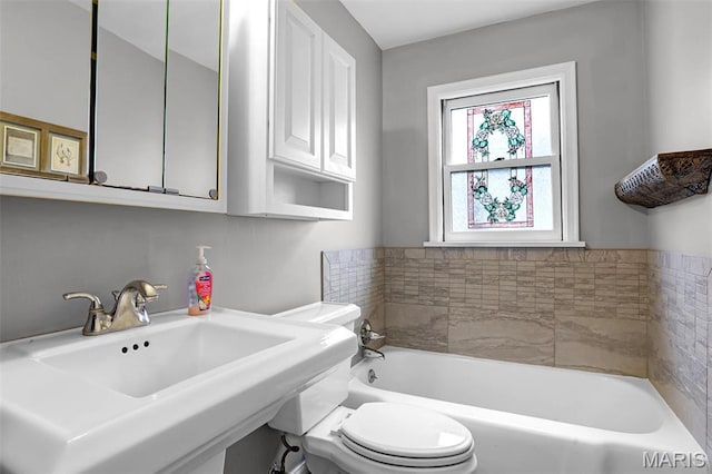 765 Pottery Tower Ln, Washington, MO 63090 - bathroom with a sink, a bath, and toilet