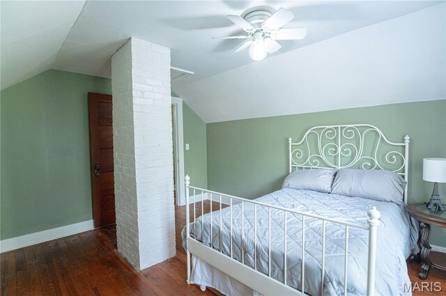 110 W Scioto St, St James, MO 65559 - bedroom with wood finished floors, vaulted ceiling, and a ceiling fan
