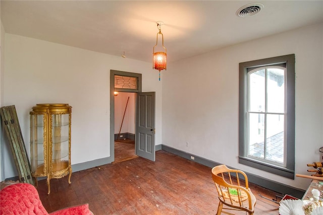 1508 State Route 140, Smithboro, IL 62284 - sitting room featuring wood-type flooring and baseboards