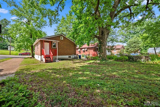 8315 Jefferson Ave, Vinita Park, MO 63114 - view of yard with entry steps
