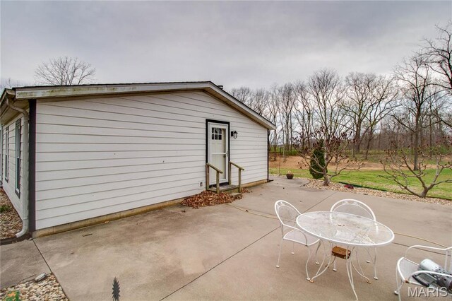 1401 Longbridge Trl, Walshville, IL 62091 - photo 17