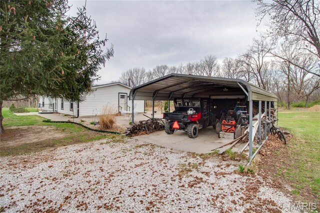 1401 Longbridge Trl, Walshville, IL 62091 - photo 19