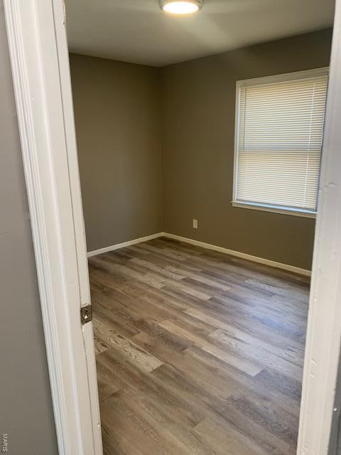 306 Midlothian Rd, Saint Louis, MO 63137 - photo 11