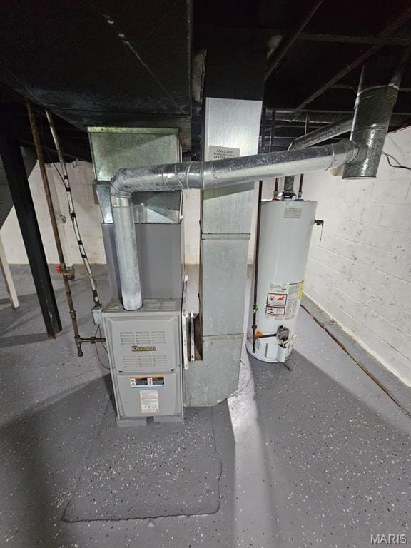 7200 Sapphire Ave, Saint Louis, MO 63136 - utility room featuring gas water heater