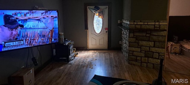 345 Johns Branch Rd, Wappapello, MO 63966 - foyer with wood finished floors