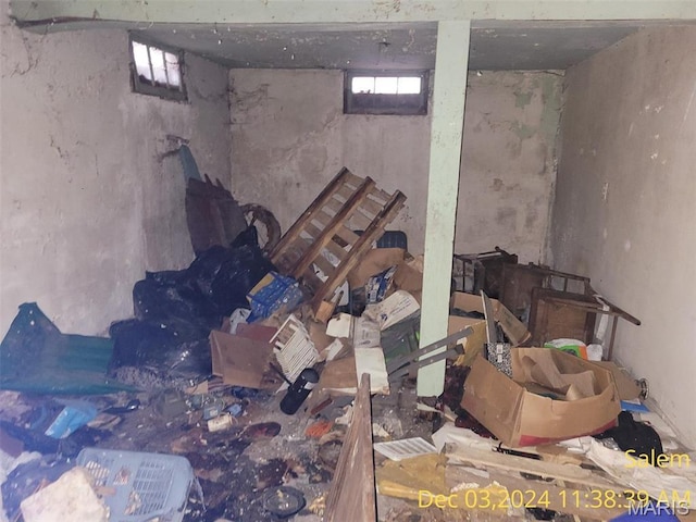 404 W Schwartz St, Salem, IL 62881 - view of basement