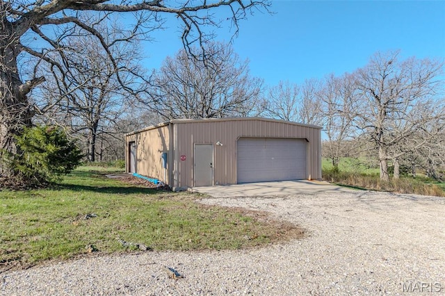 20955 Rye Ln, Richland, MO 65556 - detached garage with driveway