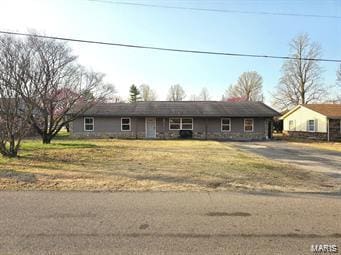 503 Barrett Dr, Malden, MO 63863 - photo 1