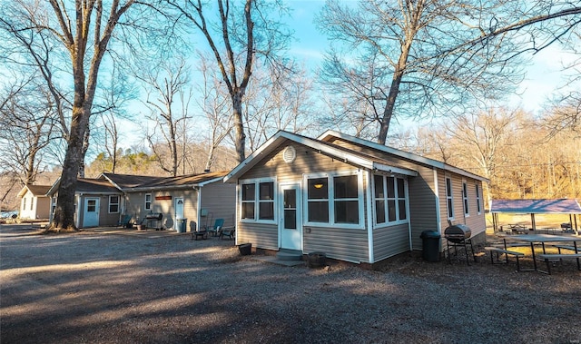 view of front of property featuring entry steps