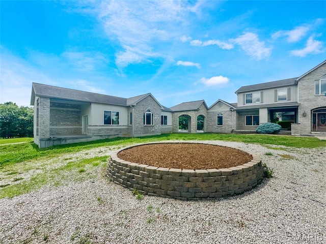 7203 Jakes Pr, Sullivan, MO 63080 - back of house featuring brick siding