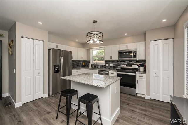 44 Park Charles Blvd N, Saint Peters, MO 63376