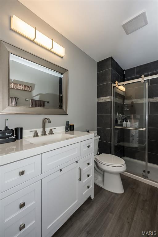 44 Park Charles Blvd N, Saint Peters, MO 63376