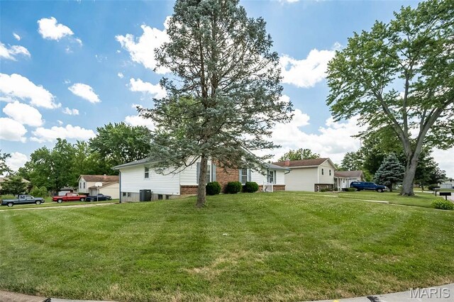 44 Park Charles Blvd N, Saint Peters, MO 63376