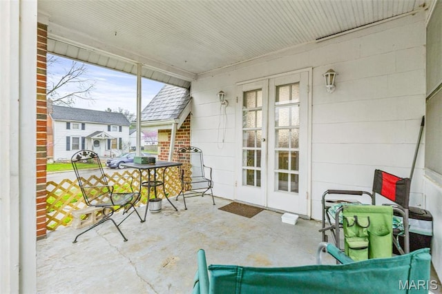 399 Roberts St, Saint Genevieve, MO 63670 - sunroom featuring french doors