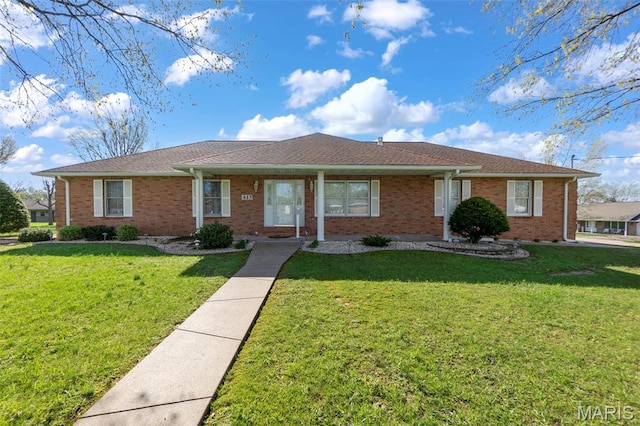 413 Huber Rd, Perryville, MO 63775 - single story home with a front lawn and brick siding