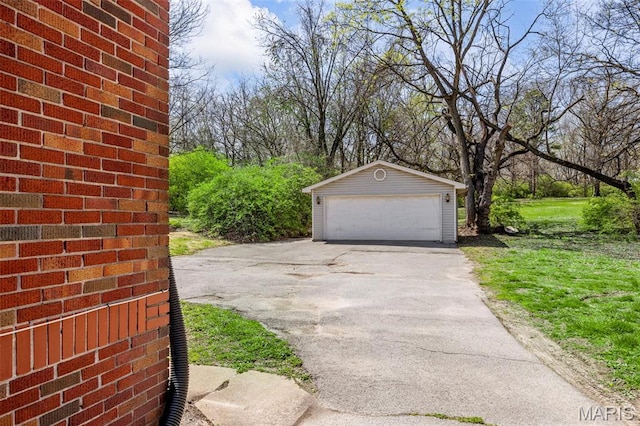 1825 S New Florissant Rd, Florissant, MO 63031 - view of detached garage