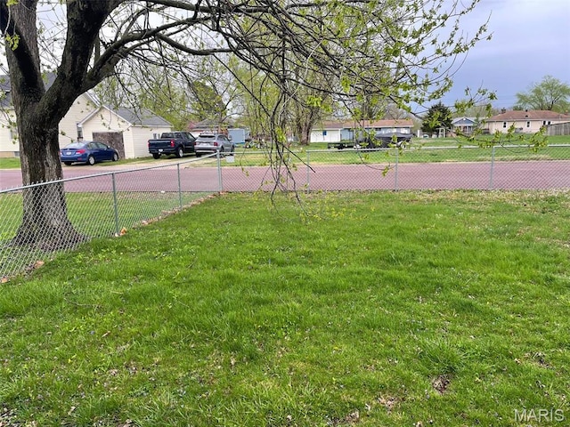 view of yard with a residential view