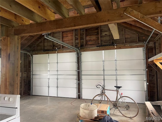 garage featuring washer / clothes dryer