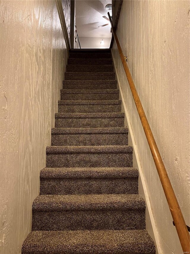 108 Rau St, Waterloo, IL 62298 - view of stairs