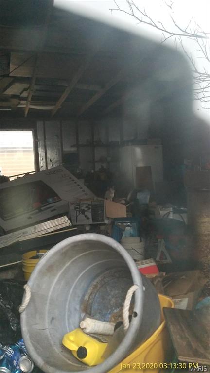 206 N 11th St, Coulterville, IL 62237 - view of garage