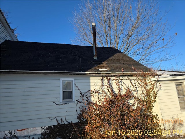 206 N 11th St, Coulterville, IL 62237 - view of side of home