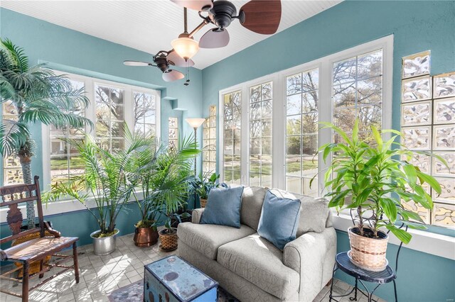 669 Park Ave, Sikeston, MO 63801 - sunroom featuring french doors