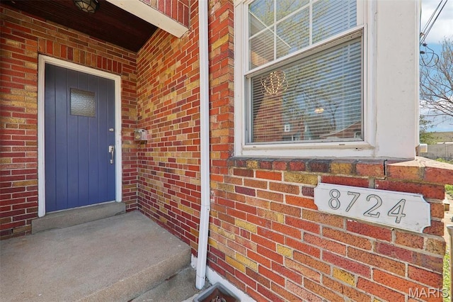 8724 Magdalen Ave, Saint Louis, MO 63144 - entrance to property with brick siding