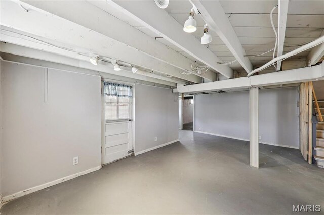 8724 Magdalen Ave, Saint Louis, MO 63144 - below grade area with baseboards