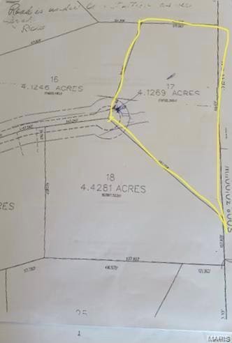 1400 Timber Valley Ct, Pacific, MO 63069