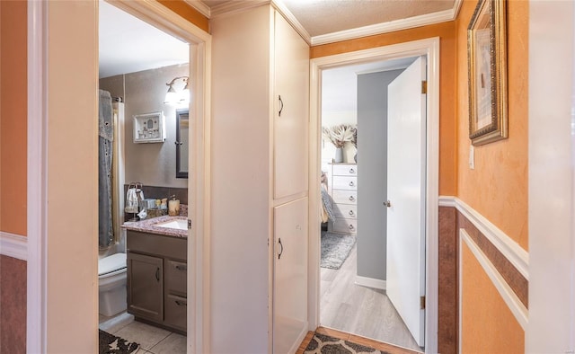 15 Allen Cir, Sunrise Beach, MO 65079 - hallway with ornamental molding