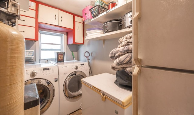 15 Allen Cir, Sunrise Beach, MO 65079 - clothes washing area featuring washer and dryer