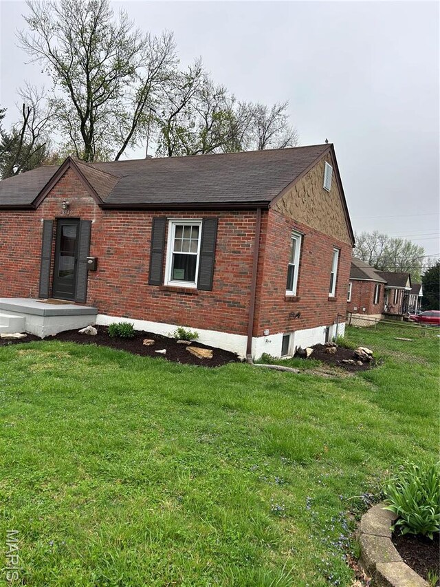 8940 Saint Louis Ave, Saint Louis, MO 63114 - photo 3