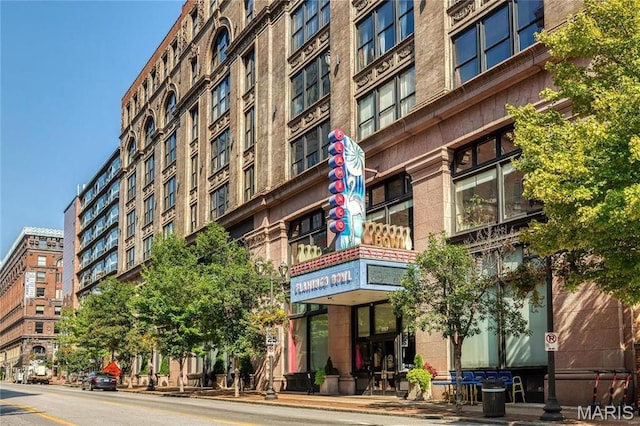 1123 Washington Ave Unit 305, Saint Louis, MO 63101 - view of building exterior