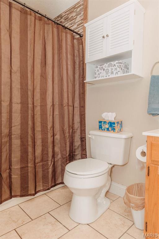 17145 Lensman Rd, Saint Robert, MO 65584 - full bathroom featuring tile patterned flooring, toilet, vanity, and a shower with curtain
