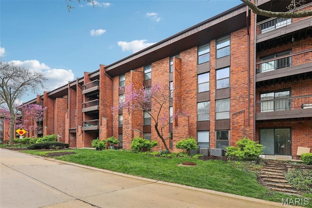 539 Coeur De Royale Dr Unit 201, Saint Louis, MO 63141 - view of apartment building / complex featuring cooling unit