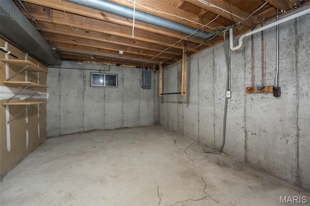 unfinished below grade area featuring electric panel