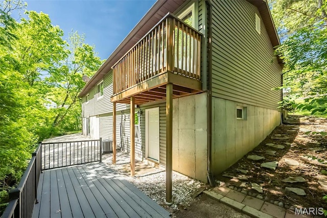 view of wooden deck