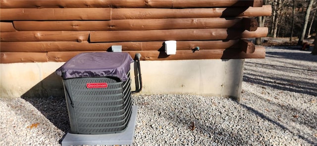 13559 Kitt Park Dr, Saint Genevieve, MO 63670 - exterior view of cooling unit
