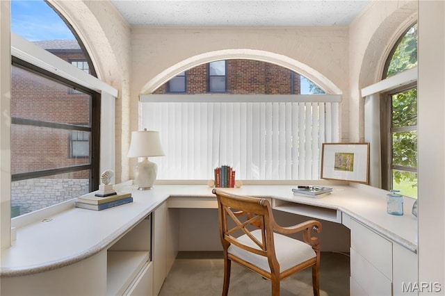46 Broadview Dr, Clayton, MO 63105 - office area with built in study area and brick wall