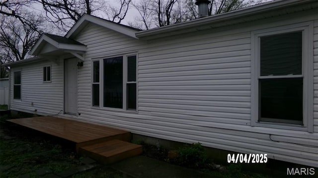 610 E Green St, Mascoutah, IL 62258 - view of side of home