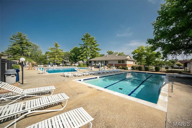 711 Lofty Point Dr Unit B, Ballwin, MO 63021 - community pool with fence and a patio